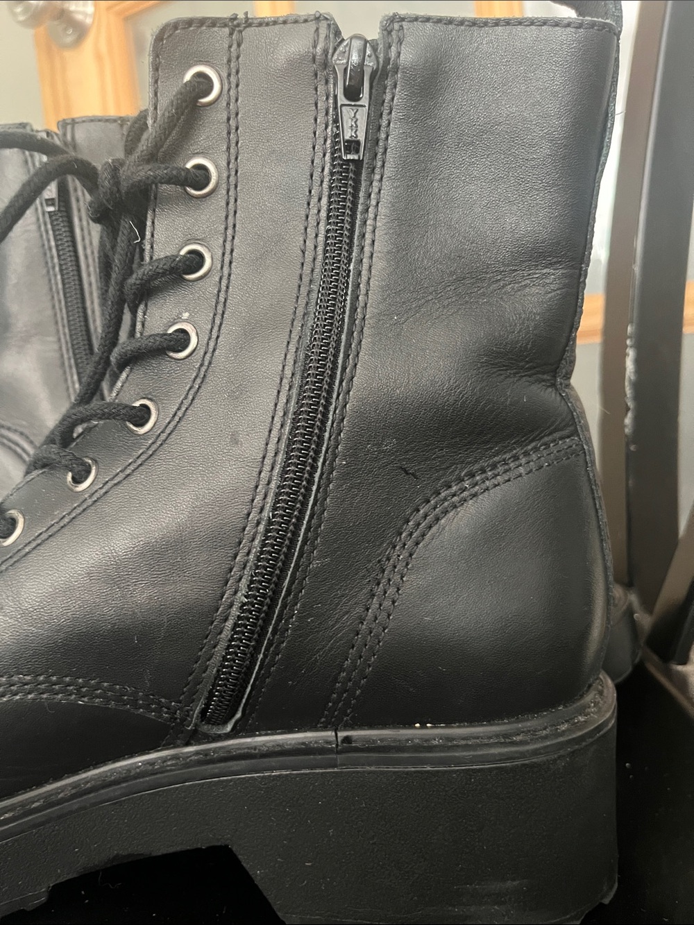 Steve Madden Tornado Combat Boots black size 10 genuine leather - Picture 9 of 13